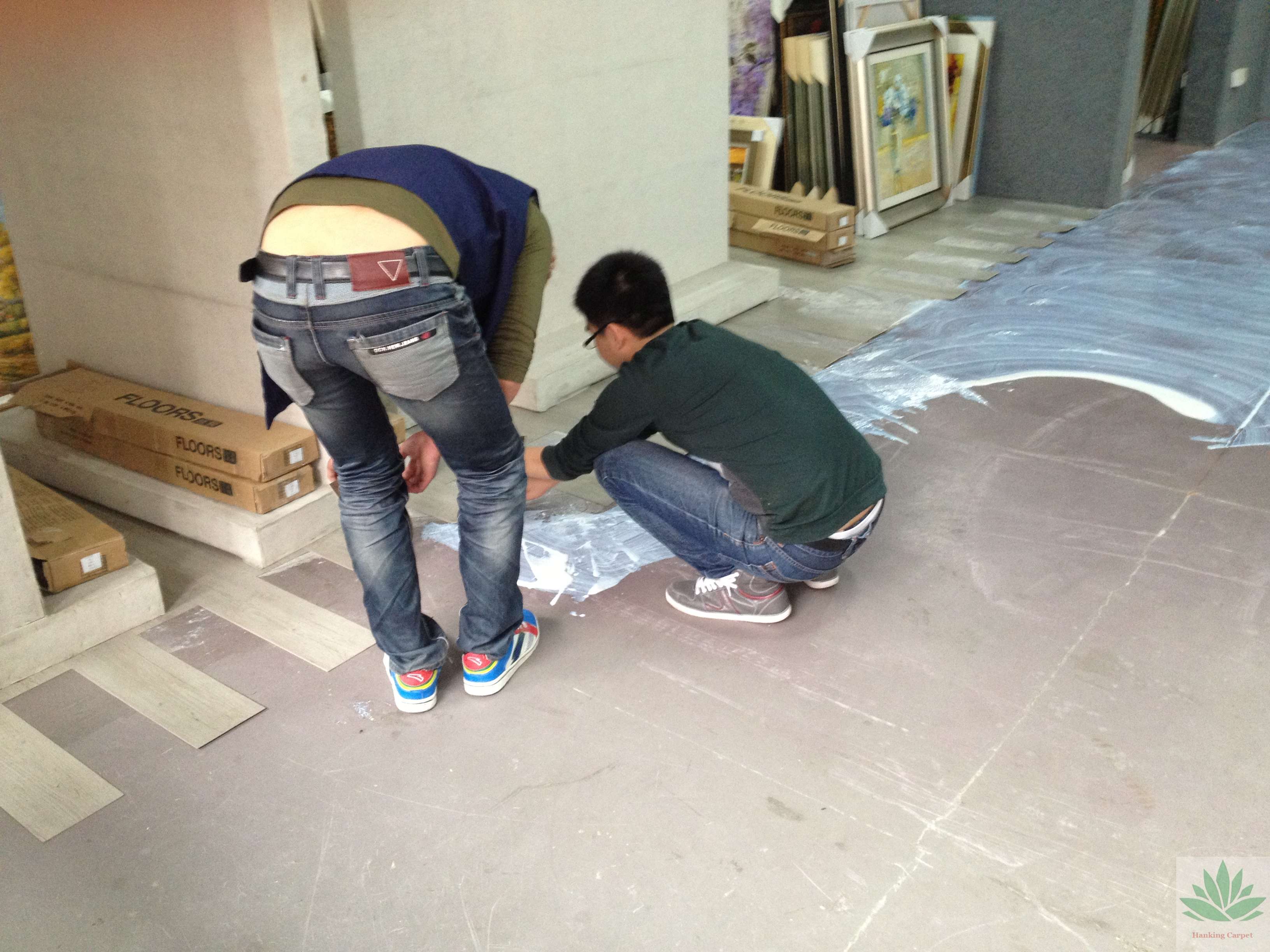 艺展中心博艺画廊木纹胶地板